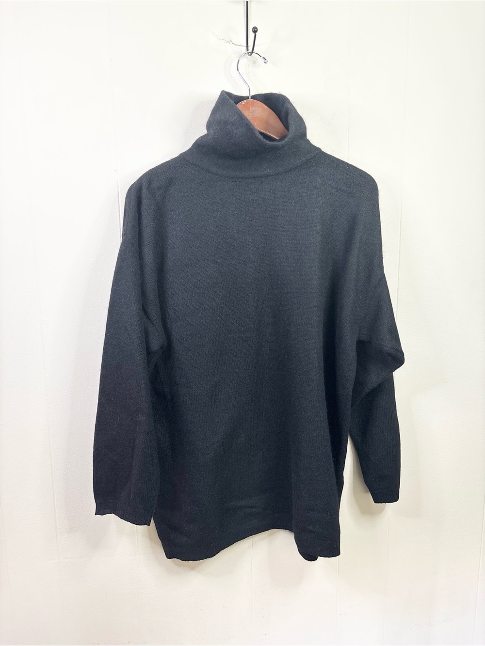 Cecily Collection sweater lambswool angora rabbit hair blend vintage mock neck M
